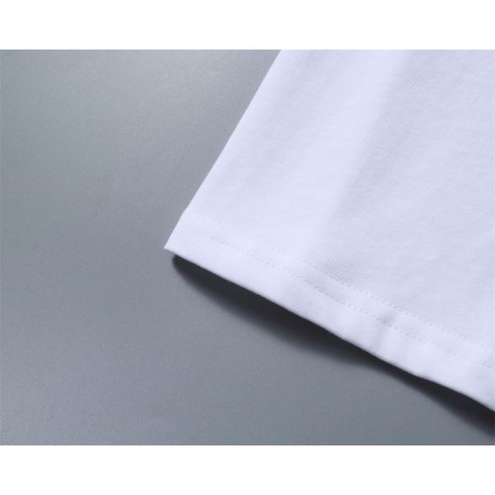 2024SS 今っぽいスタイルに決まる PRADA プラダ 半袖Tシャツ