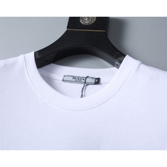 2024SS 存在感ばっちりなアイテム PRADA プラダ 半袖Tシャツ 2024SS 存在感ばっちりなアイテム PRADA プラダ 半袖Tシャツ