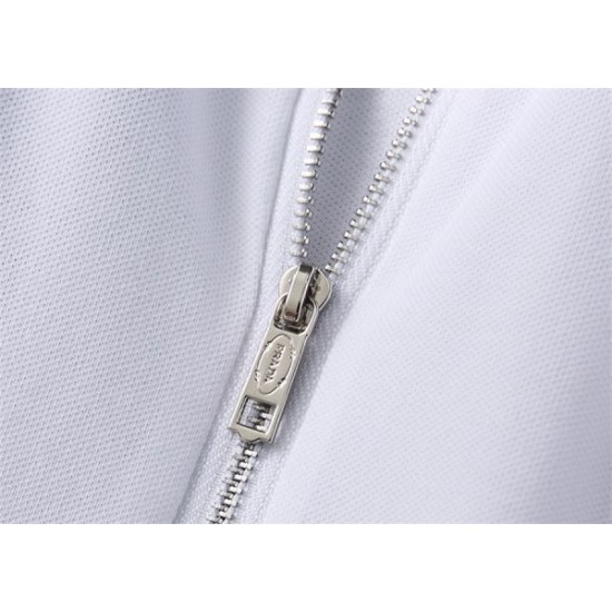 2024SS この夏は目を引くスタイル PRADA プラダ 半袖Tシャツ