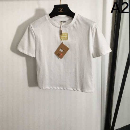 2024SS 半袖Tシャツ MIU MIU ミュウミュウ 定番人気商品 2024SS 半袖Tシャツ MIU MIU ミュウミュウ 定番人気商品