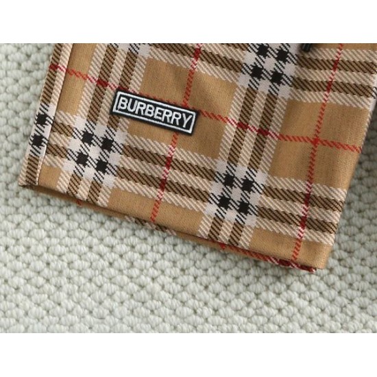 2024SS おしゃれに着こなせる BURBERRY バーバリー 半ズボン