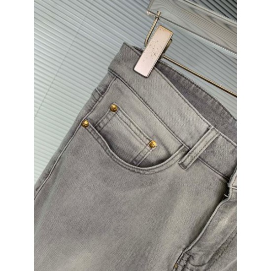 2024SS 春夏に使えるおすすめトップス GUCCI グッチ ジーパン 2024SS 春夏に使えるおすすめトップス GUCCI グッチ ジーパン