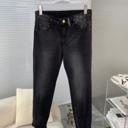 2024SS 綺麗なシルエット LOUIS VUITTON ルイヴィトン ジーパン