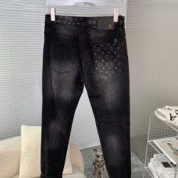 2024SS 綺麗なシルエット LOUIS VUITTON ルイヴィトン ジーパン