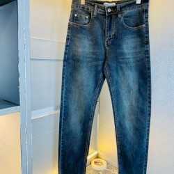 2024SS 今年の春夏先行販売新作 MONCLER モンクレール ジーパン