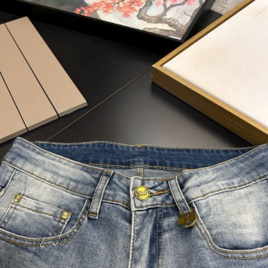 2024SS 入手困難アイテム YSL イヴ サンローラン ジーパン 2024SS 入手困難アイテム YSL イヴ サンローラン ジーパン