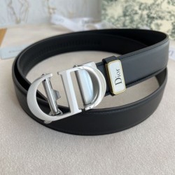 DIOR ディオール カジュアルさも強めなアイテム 2024SS ベルト