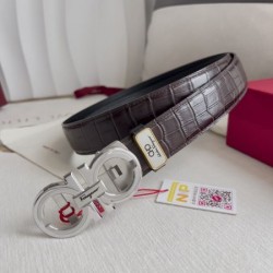 FERRAGAMO サルヴァトーレ フェラガモ 華やかな雰囲気 2024SS ベルト