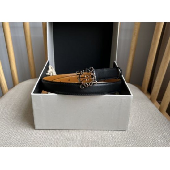 LOEWE ロエベ 今季のトレンドクラシックスタイル 2024SS ベルト LOEWE ロエベ 今季のトレンドクラシックスタイル 2024SS ベルト