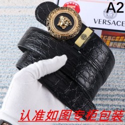 VERSACE ヴェルサーチェ 印象に残るデザイン 2024SS ベルト