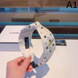 注目されている新品 2024SS 髪飾り CHANEL シャネル 