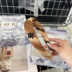 目立ち新鮮人気新品 2024SS 髪飾り DIOR ディオール