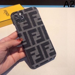 FENDI フェンデイ 2024SS 今季はファション感漂う iphone携帯ケース
