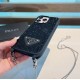 PRADA プラダ 2024SS 見逃せない注目夏季精品 iphone携帯ケース PRADA プラダ 2024SS 見逃せない注目夏季精品 iphone携帯ケース