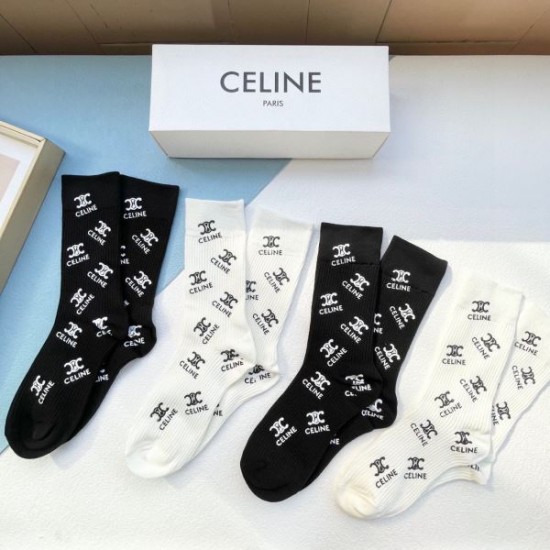 2024SS 靴下 CELINE セリーヌ 夏季新作に狙うファン殺到 2024SS 靴下 CELINE セリーヌ 夏季新作に狙うファン殺到