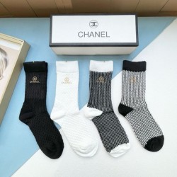 2024SS 靴下 CHANEL シャネル お洒落さんの愛用率が高い