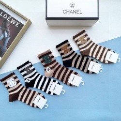 2024SS 靴下 CHANEL シャネル 今年売れた人気のスタイル