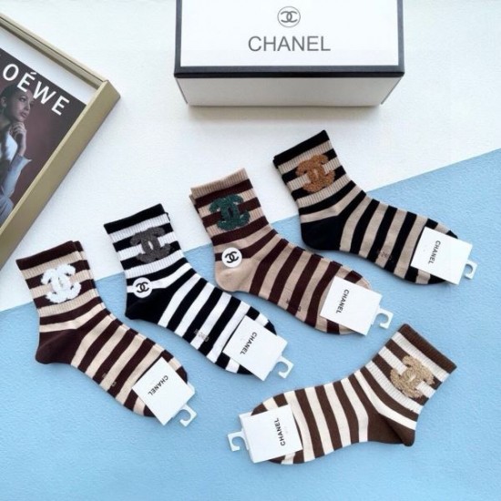 2024SS 靴下 CHANEL シャネル 今年売れた人気のスタイル