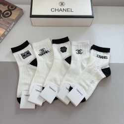 2024SS 靴下 CHANEL シャネル 海外の顧客限定先行セール