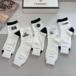 2024SS 靴下 CHANEL シャネル 海外の顧客限定先行セール