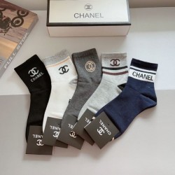 2024SS 靴下 CHANEL シャネル 夢中になる夏季新作が続出