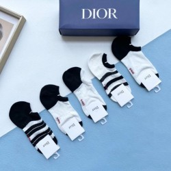 2024SS 靴下 DIOR ディオール とっても夏らしいアイテム