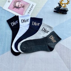 2024SS 靴下 DIOR ディオール 最新シーズンがやってきた