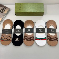 2024SS 靴下 GUCCI グッチ シーズンの流行にチェック