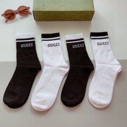 2024SS 靴下 GUCCI グッチ 春先や夏にぴったりの新作