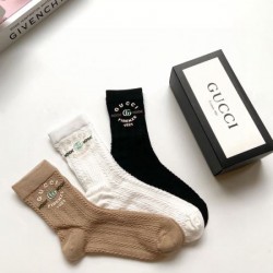 2024SS 靴下 GUCCI グッチ 今年コレクション新作登場！