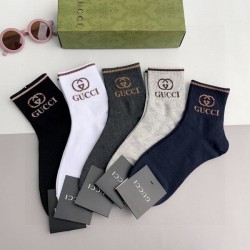 2024SS 靴下 GUCCI グッチ 老若男女問わず好感度が高い