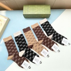 2024SS 靴下 GUCCI グッチ 人気が続行限定アイテム