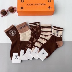 2024SS 靴下 LOUIS VUITTON ルイヴィトン 今年は先取り