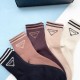 2024SS 靴下 PRADA プラダ 最新のトレンドを感じされる 2024SS 靴下 PRADA プラダ 最新のトレンドを感じされる