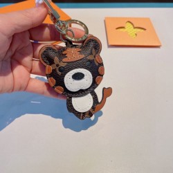 2024SS キーホルダー LOUIS VUITTON ルイヴィトン セレブも愛用
