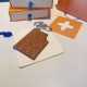 2024SS キーホルダー LOUIS VUITTON ルイヴィトン 大人気可愛い 2024SS キーホルダー LOUIS VUITTON ルイヴィトン 大人気可愛い