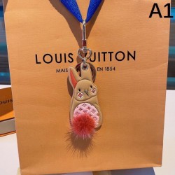 2024SS キーホルダー LOUIS VUITTON ルイヴィトン 今すぐ欲しい