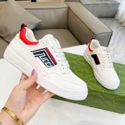 2024SS コーデの主役 GUCCI グッチ レディース用 カジュアルシューズ