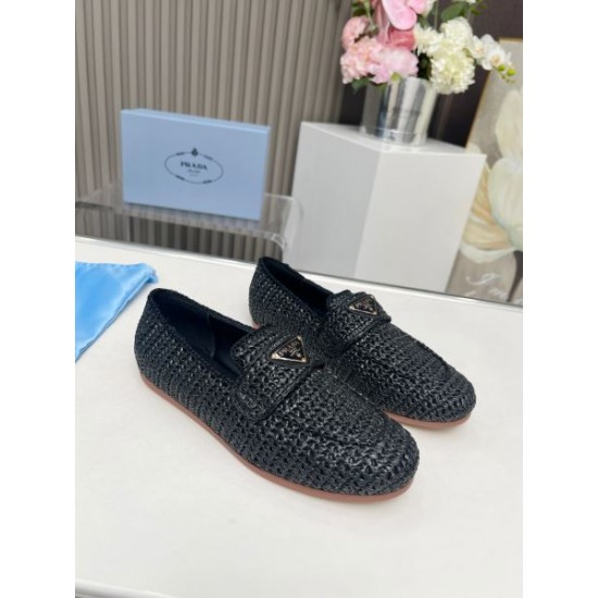 2024SS 旬デザイン PRADA プラダ レディース用 カジュアルシューズ 
