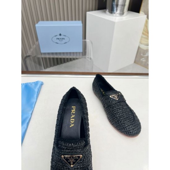 2024SS 旬デザイン PRADA プラダ レディース用 カジュアルシューズ 
