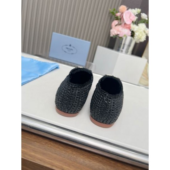 2024SS 旬デザイン PRADA プラダ レディース用 カジュアルシューズ 