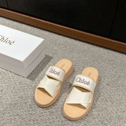 2024SS キレイ色チェック春夏 CHLOE クロエ レディースサンダル