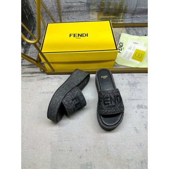 2024SS 春夏新作奇跡の再入荷 FENDI フェンデイ レディースサンダル 2024SS 春夏新作奇跡の再入荷 FENDI フェンデイ レディースサンダル