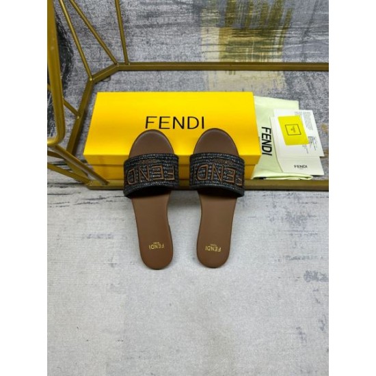 2024SS 雑誌掲載新作春夏入荷 FENDI フェンデイ レディースサンダル 2024SS 雑誌掲載新作春夏入荷 FENDI フェンデイ レディースサンダル