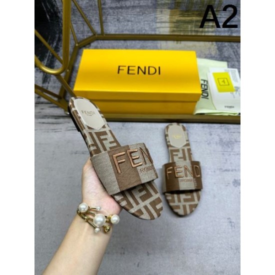 2024SS 春夏新作完売雑誌掲載 FENDI フェンデイ レディースサンダル 2024SS 春夏新作完売雑誌掲載 FENDI フェンデイ レディースサンダル