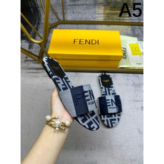 2024SS 春夏新作完売雑誌掲載 FENDI フェンデイ レディースサンダル 2024SS 春夏新作完売雑誌掲載 FENDI フェンデイ レディースサンダル