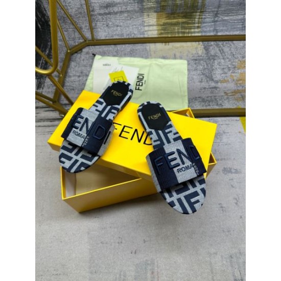 2024SS 春夏新作完売雑誌掲載 FENDI フェンデイ レディースサンダル 2024SS 春夏新作完売雑誌掲載 FENDI フェンデイ レディースサンダル