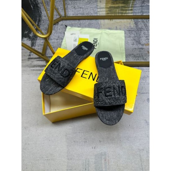 2024SS 春夏入荷限定SALE価格 FENDI フェンデイ レディースサンダル 2024SS 春夏入荷限定SALE価格 FENDI フェンデイ レディースサンダル