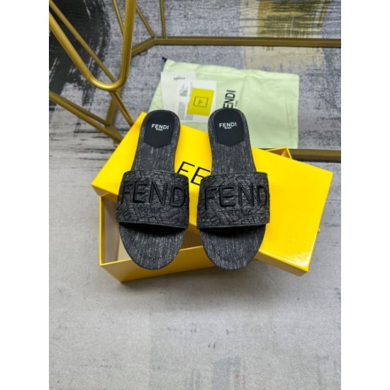2024SS 春夏入荷限定SALE価格 FENDI フェンデイ レディースサンダル 2024SS 春夏入荷限定SALE価格 FENDI フェンデイ レディースサンダル
