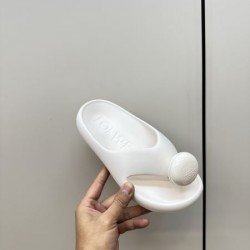 2024SS 毎シーズン存在感のある LOEWE ロエベ レディースサンダル